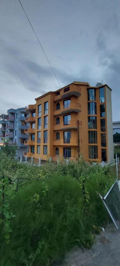 Rigandi Apartment Durres Exterior photo