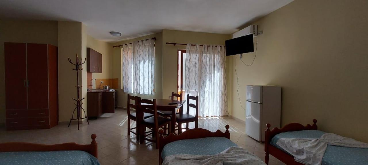 Rigandi Apartment Durres Exterior photo